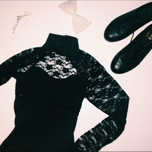 💞VDAY SALE💞Black lace and Stud Unitard